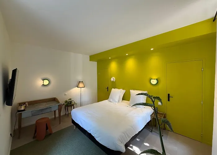 Bed & Breakfast Les D'hotes Du Chateau Eclosion Saint-Paul-en-Jarez